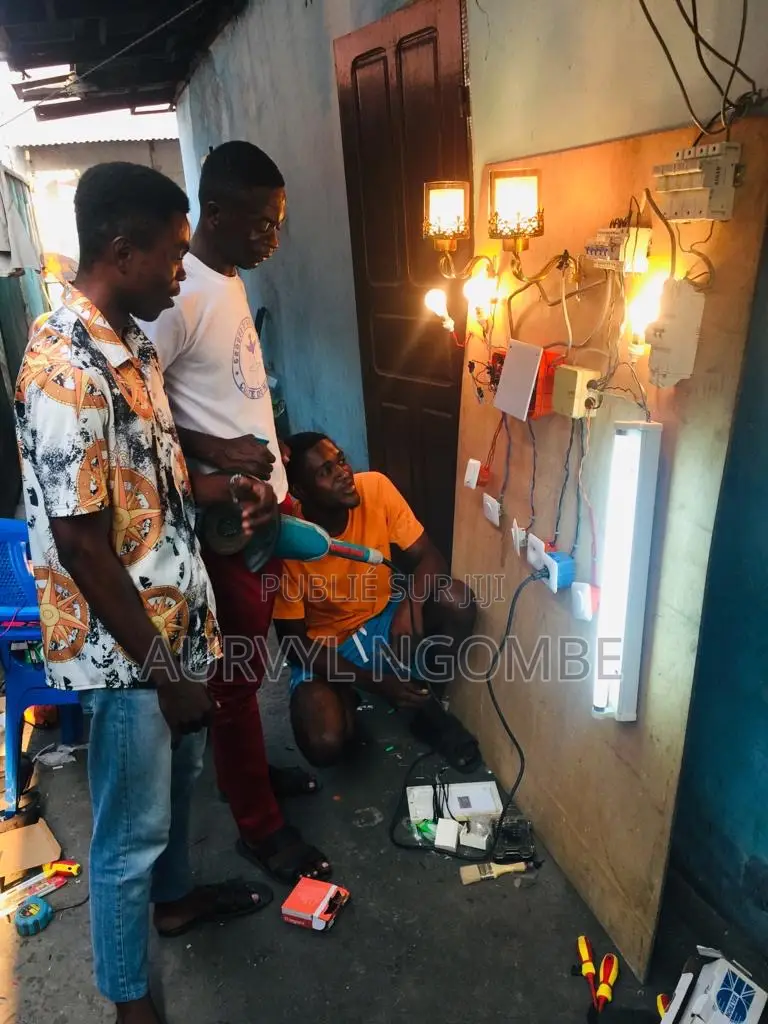 Électricité Bâtiment Et Industriels