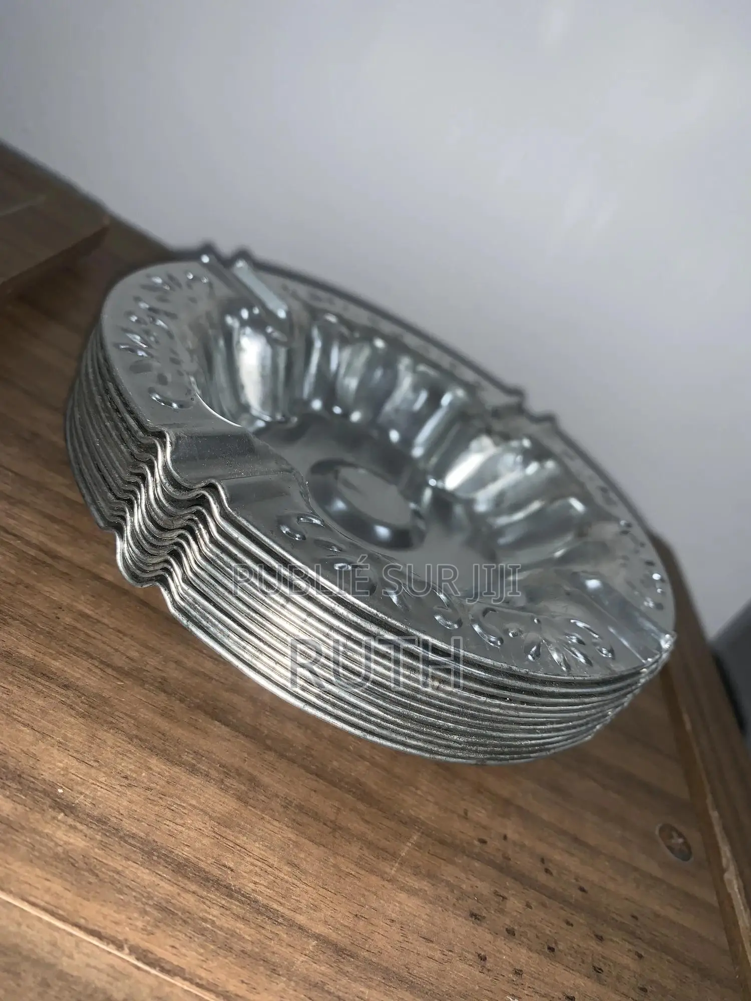 Cendrier Métal Élégant – 500f