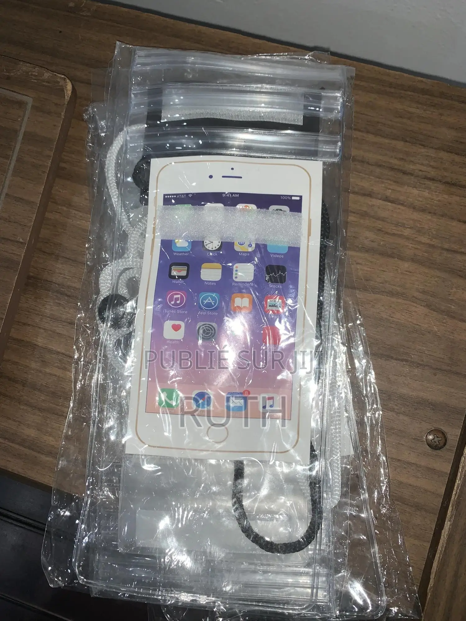 Pochette Étanche Universelle Pour Téléphone – Waterproo