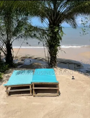 Furnished 2chbre Maisonnette dans Moïse Business &, Loango à Louer