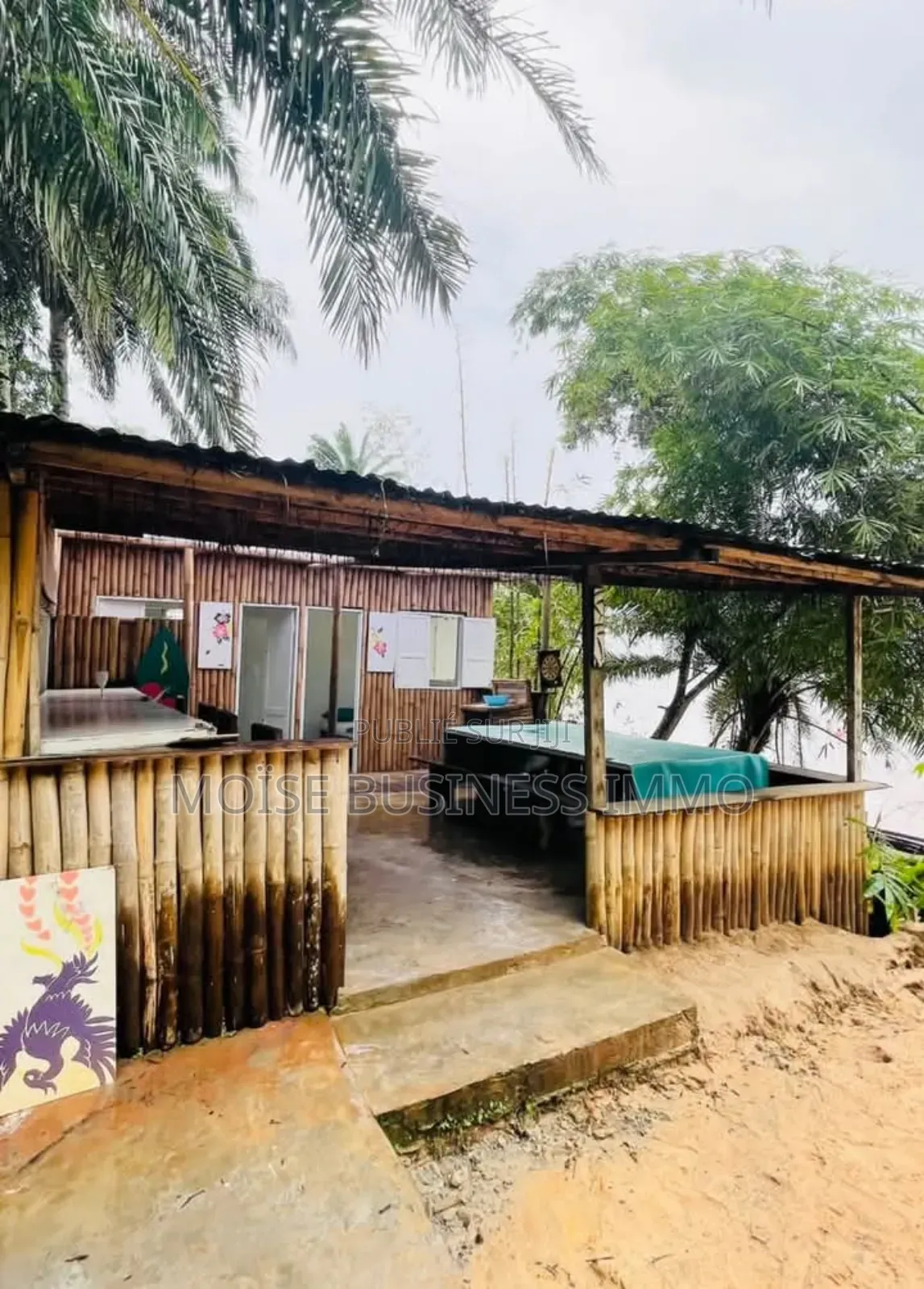 Furnished 2chbre Maisonnette dans Moïse Business &, Loango à Louer