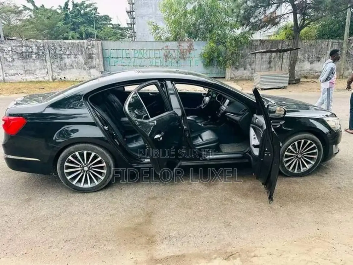 Kia Cadenza Base 2016 Noir