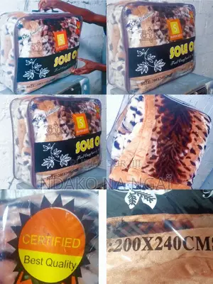 Couverture De 2m40 Et 5kg Pour Saison Sèche. Idéale Pour Grand Lit.