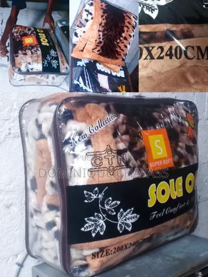 Couverture De 2m40 Et 5kg Pour Saison Sèche. Idéale Pour Grand Lit.