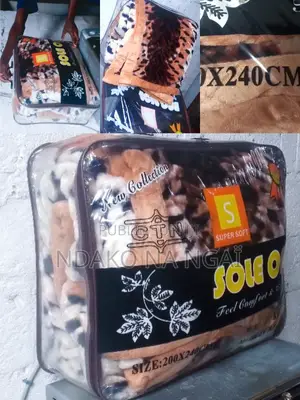 Couverture De 2m40 Et 5kg Pour Saison Sèche. Idéale Pour Grand Lit.