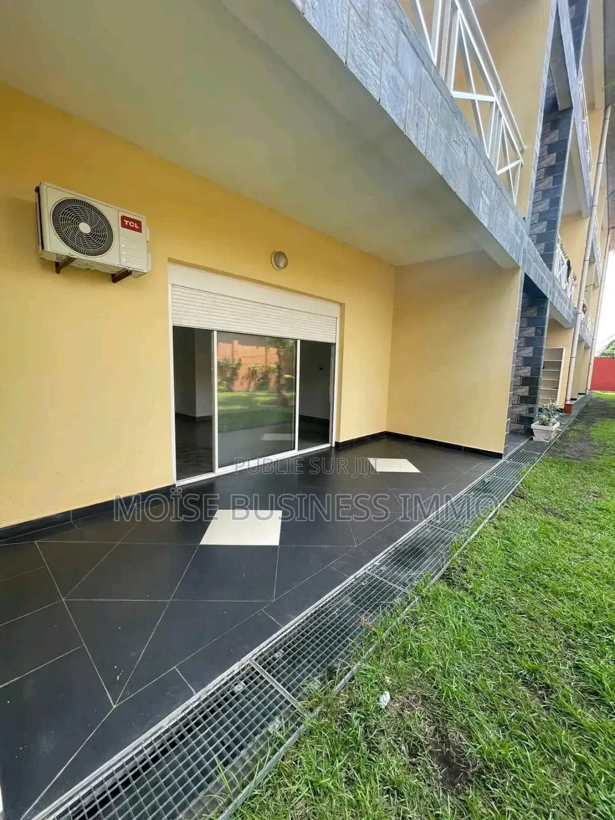 1chbre Appartement dans Moïse Business &, Lumumba à Louer