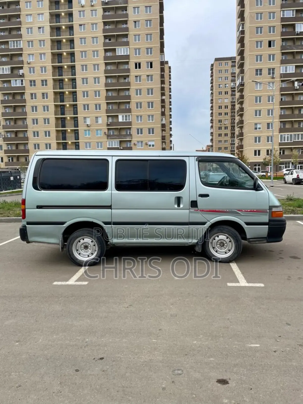 Toyota HiAce 1996 Beige