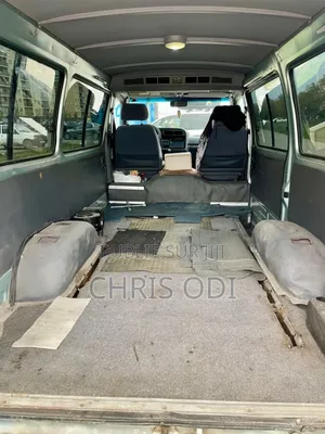 Toyota HiAce 1996 Beige