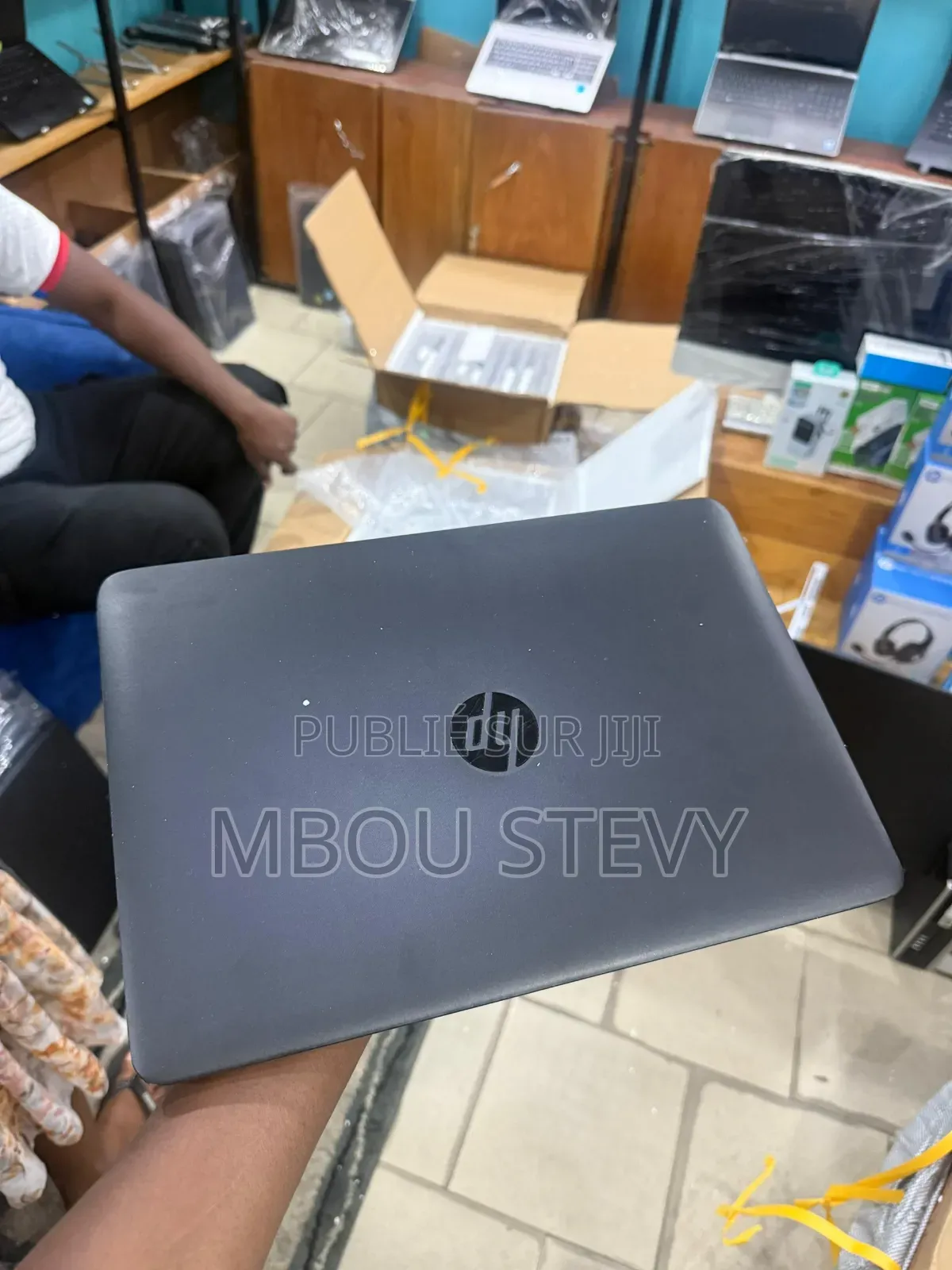 Ordinateur Portable HP EliteBook 820 8GB Intel Core I5 HDD 500GB