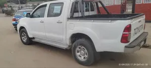 Toyota Hilux 2.5 Cab 2005 Blanc