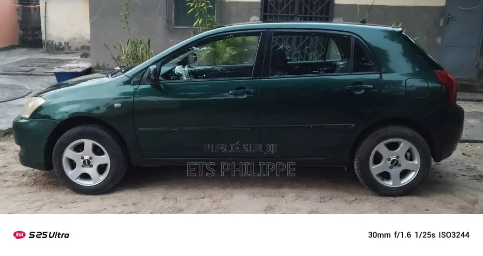 Toyota Corolla L 4-Speed Automatic 2013 Bleu