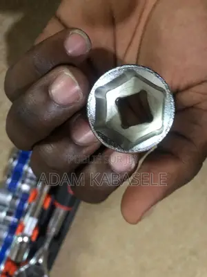 12 Clés De Douilles