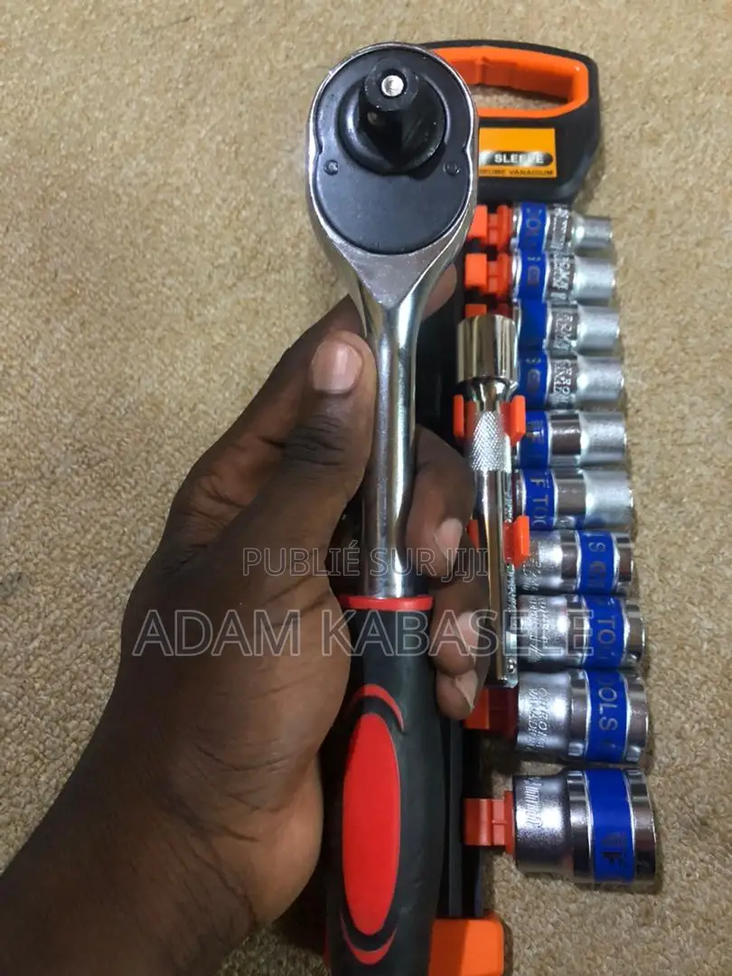 12 Clés De Douilles