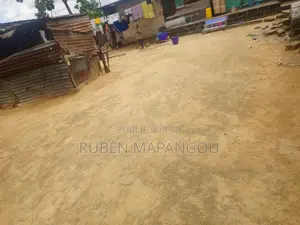 Demi Parcelle À Vendre