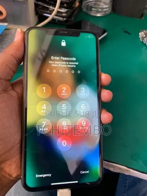 Neuf Apple iPhone 11 Pro 512 GB Noir