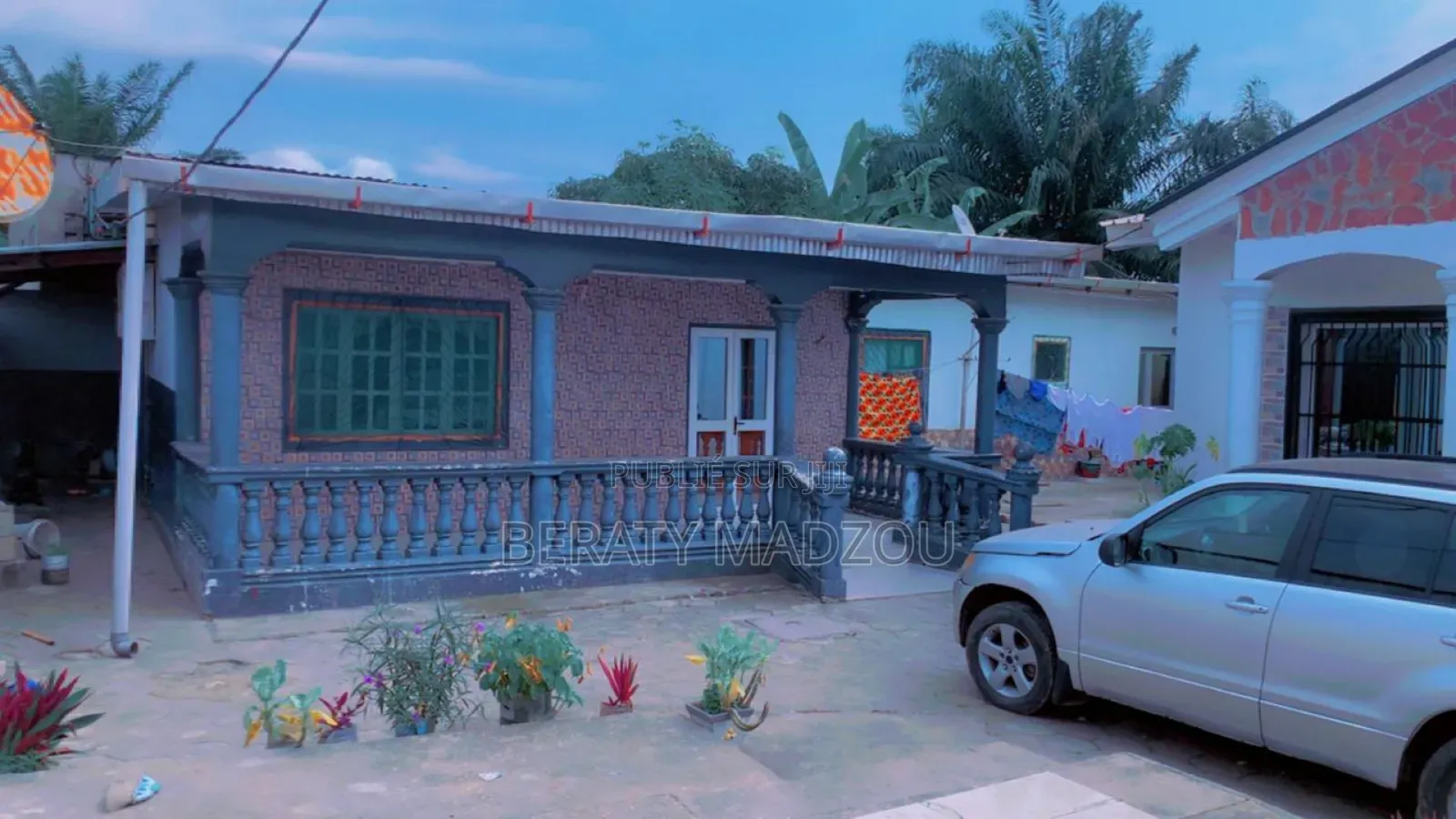 Furnished 8chbre Maison dans Jéhovah Jire ', Lumumba à Vendre