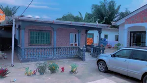 Furnished 8chbre Maison dans Jéhovah Jire ', Lumumba à Vendre