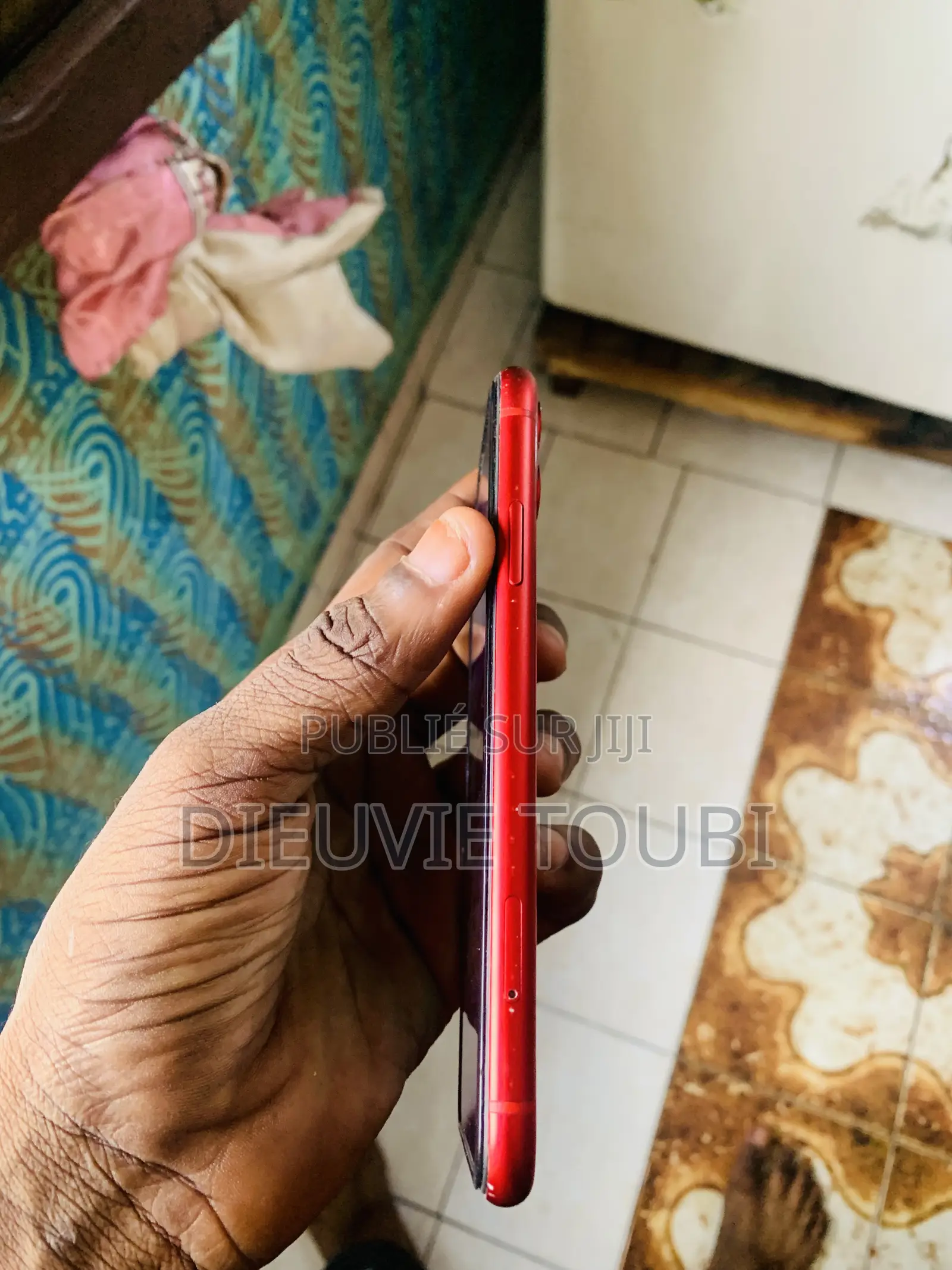 Apple iPhone 11 128 GB Rouge