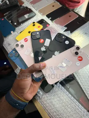 Apple iPhone 13 128 GB Bleu