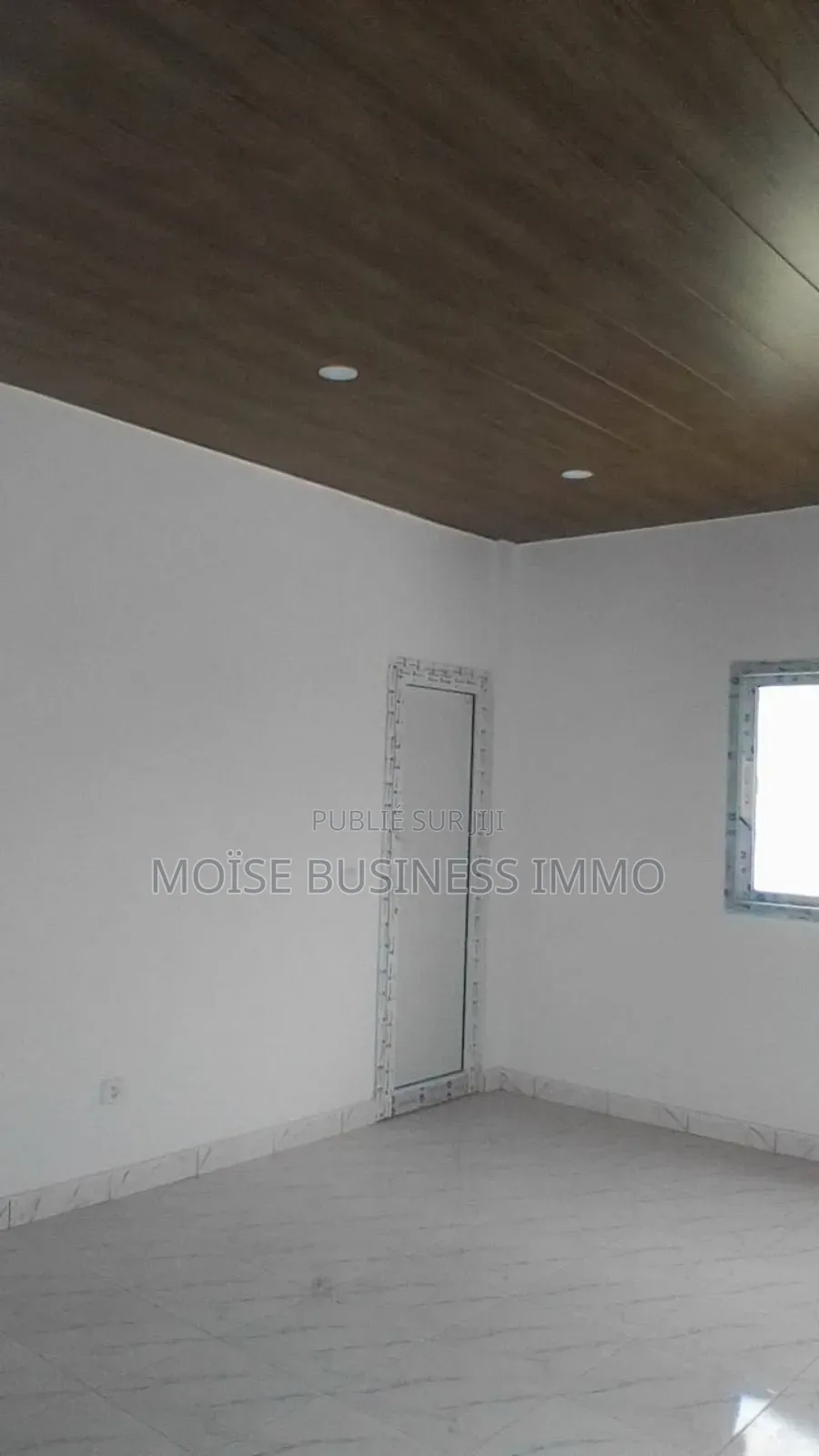 1chbre Studio dans Moïse Business &, Lumumba à Louer