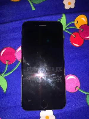 Nouveau Apple iPhone 8 64 GB Black