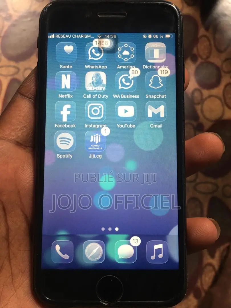 Neuf Apple iPhone SE (2022) 64 GB Noir