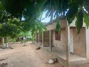 1 Parcelle À Vendre, Visites Gratuites