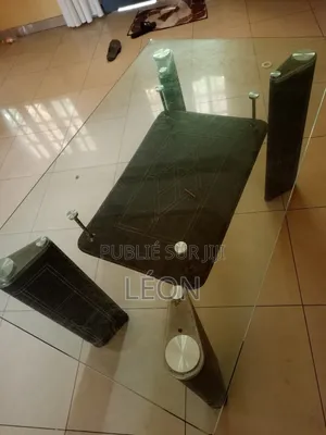 Table À Manger 4 Places Sans Chaise