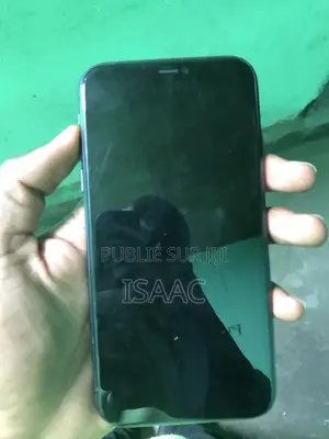 Apple iPhone 11 64 GB Noir