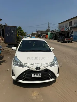 Toyota Vitz 1.3 AWD 5dr 2019 Blanc