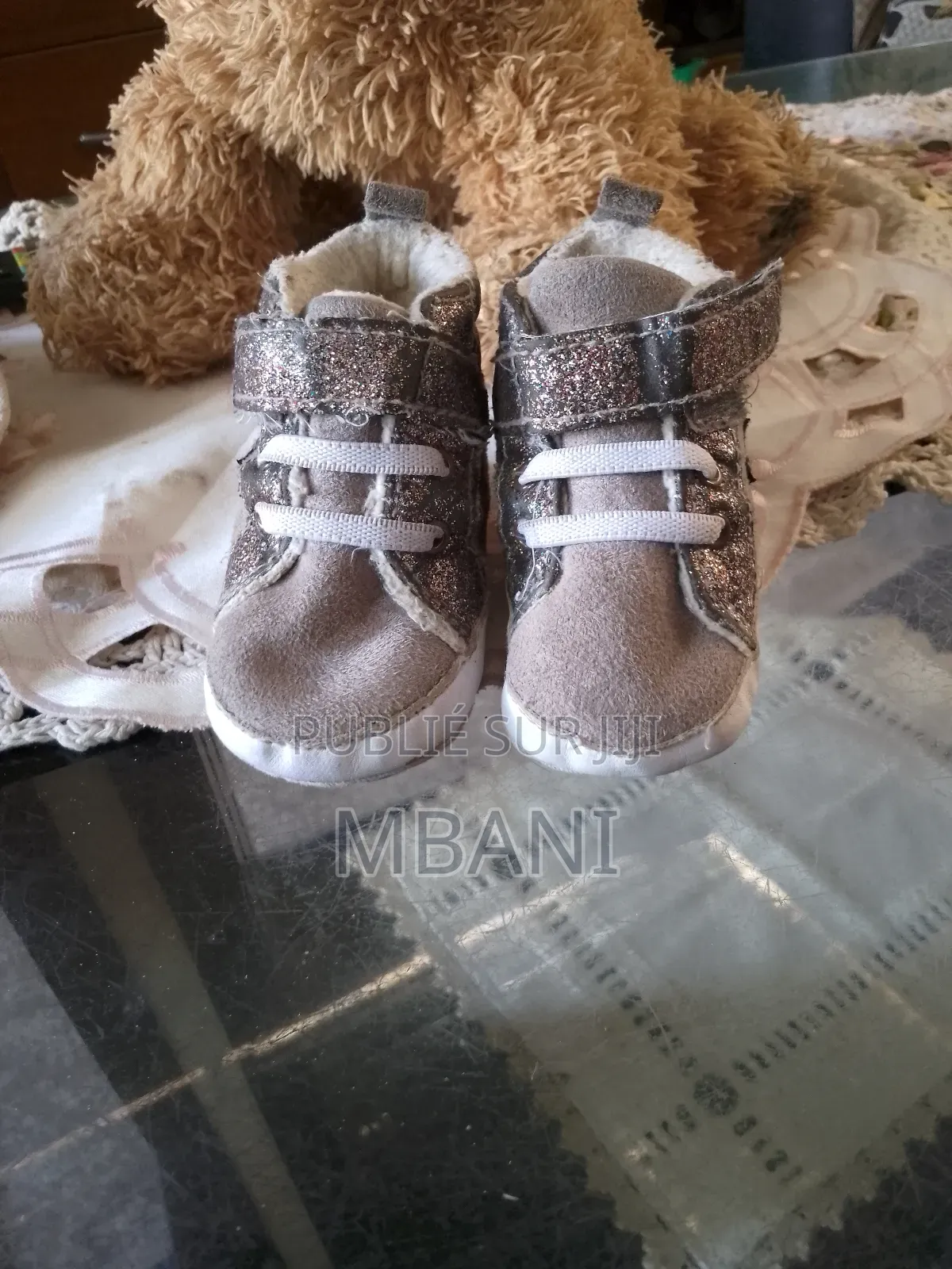 Chausssure Bébé 0-4 Mois Grise Dorée