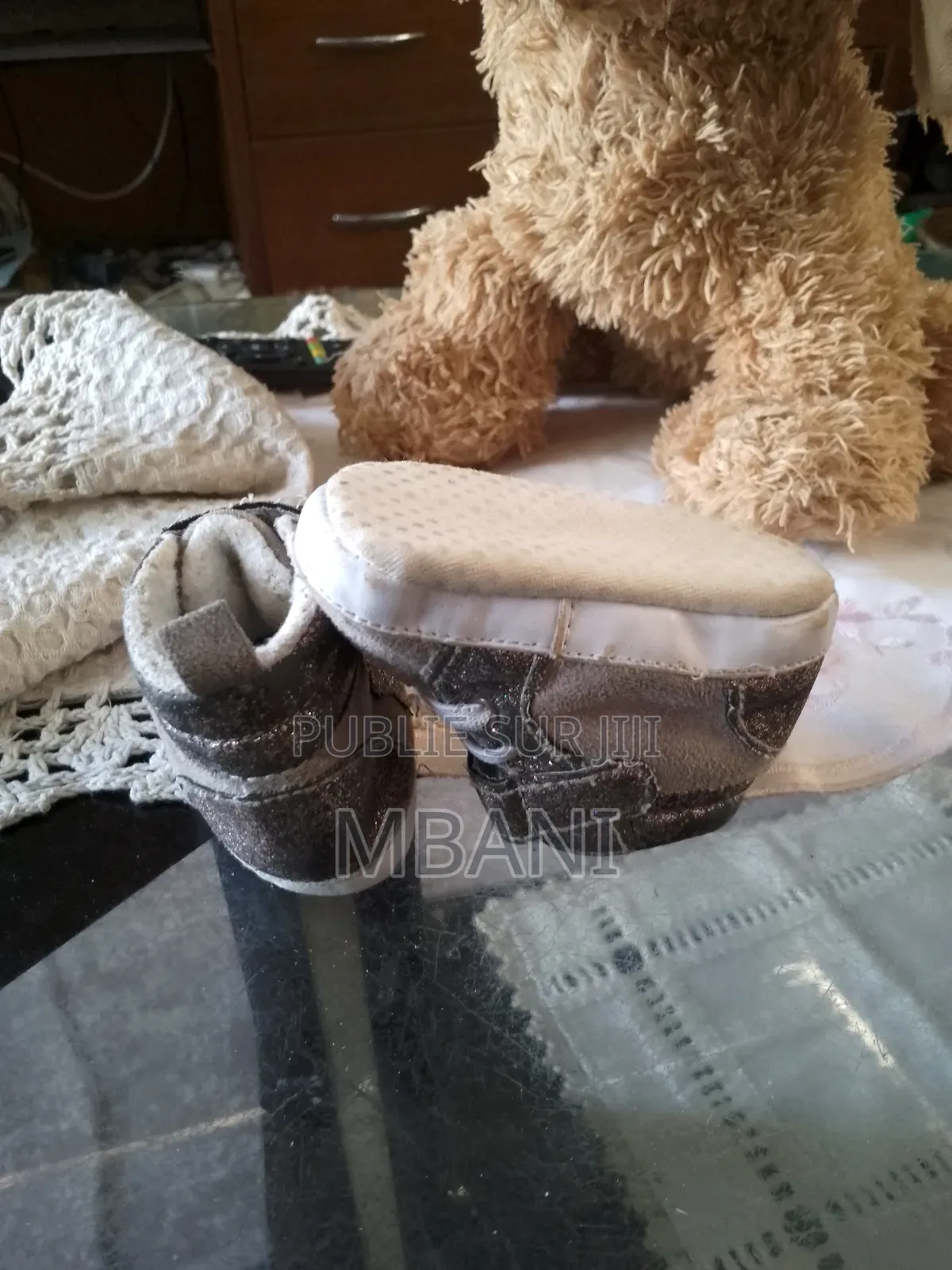 Chausssure Bébé 0-4 Mois Grise Dorée