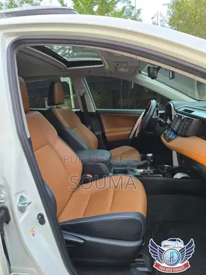 Toyota RAV4 LE AWD (2.5L 4cyl 6A) 2016 Blanc