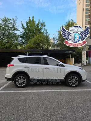 Toyota RAV4 LE AWD (2.5L 4cyl 6A) 2016 Blanc