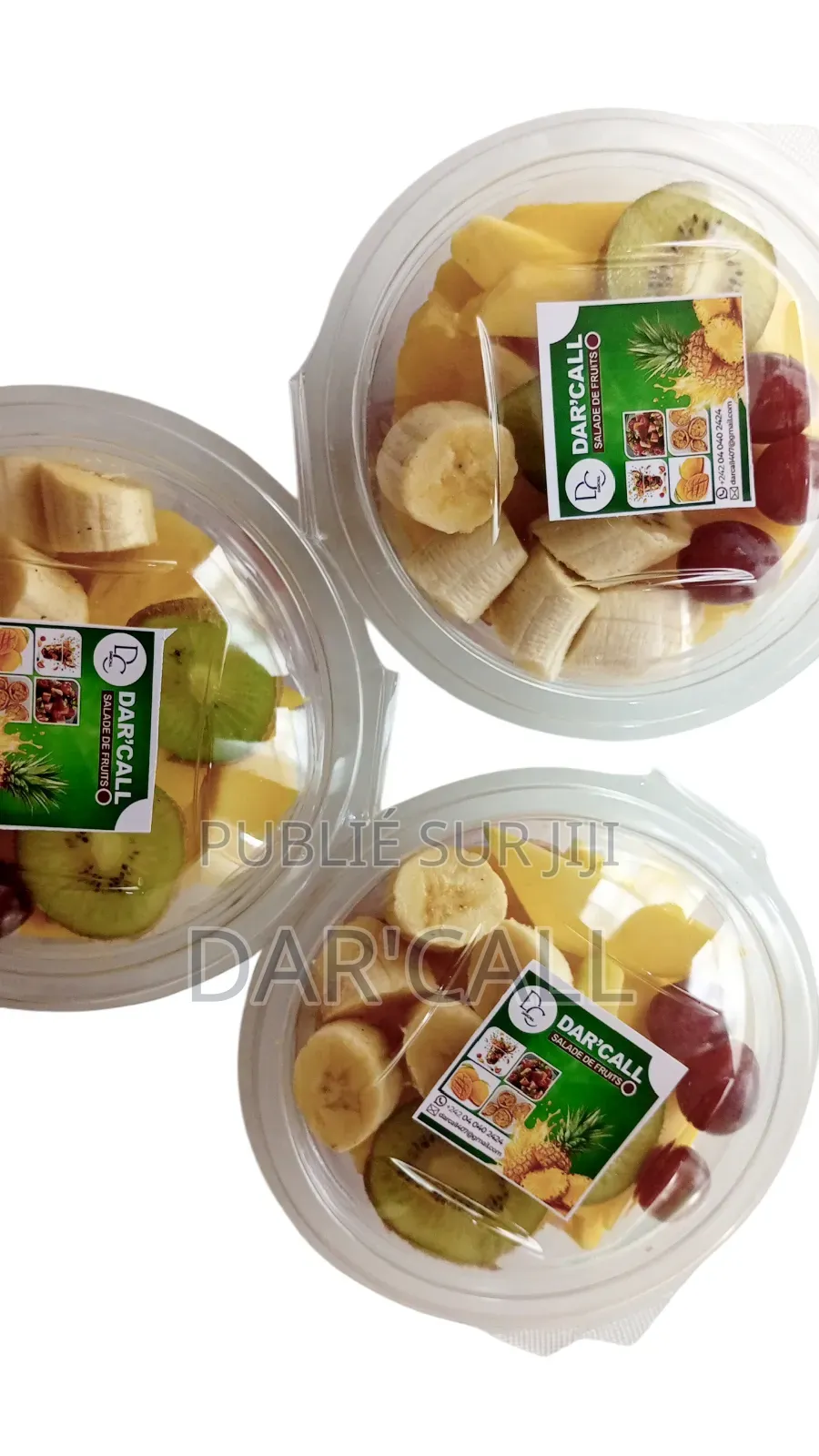 Vente De Salades De Fruits Et De Jus De Gimjumbre