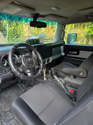 Toyota FJ Cruiser 2012 Gris