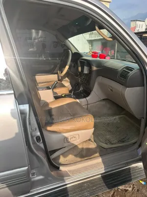 Toyota Land Cruiser 2010 Doré