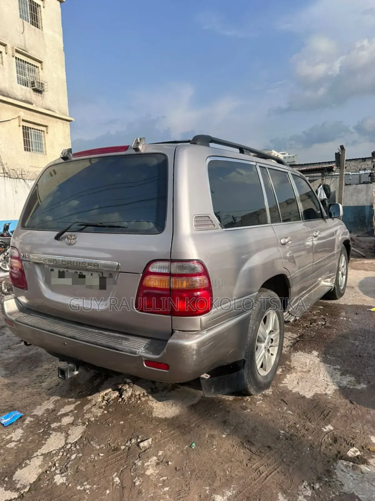 Toyota Land Cruiser 2010 Doré