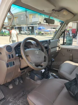 Toyota Land Cruiser 2019 Blanc