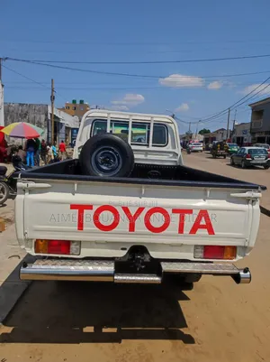 Toyota Land Cruiser 2019 Blanc