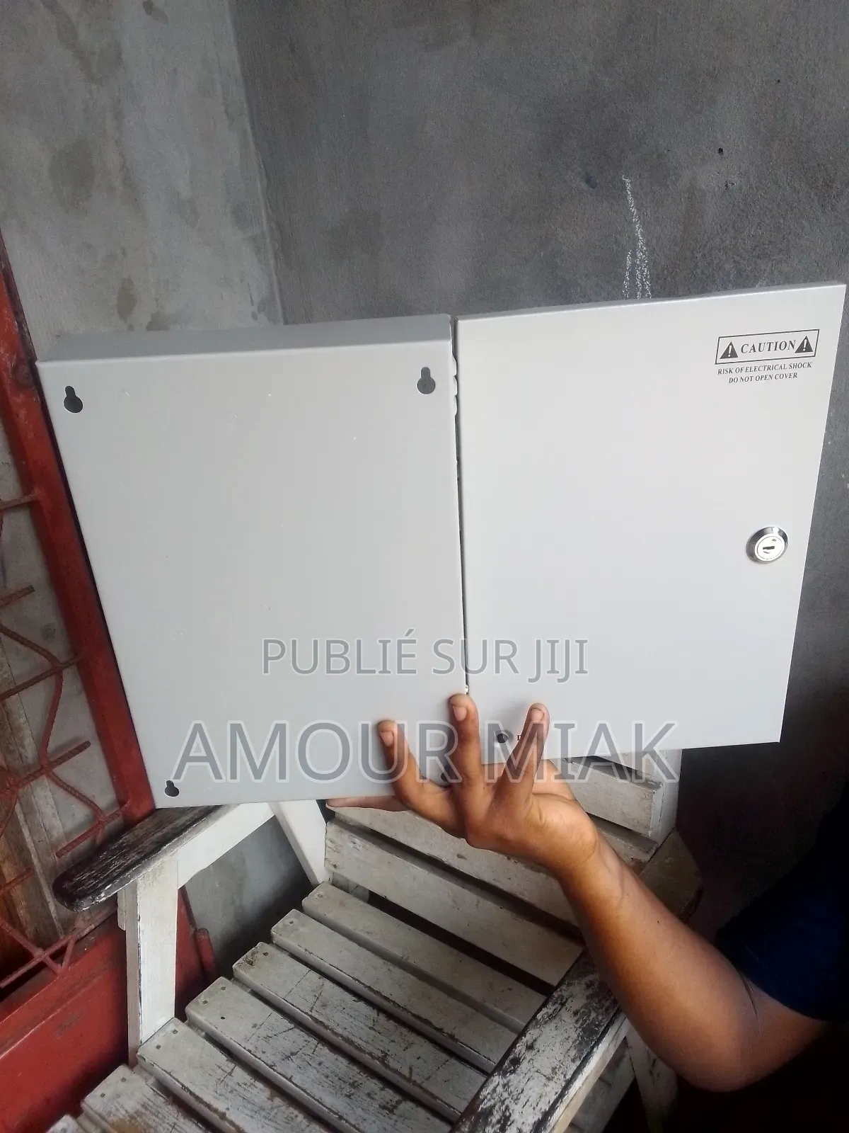 Boitier d'Alimentation 12v