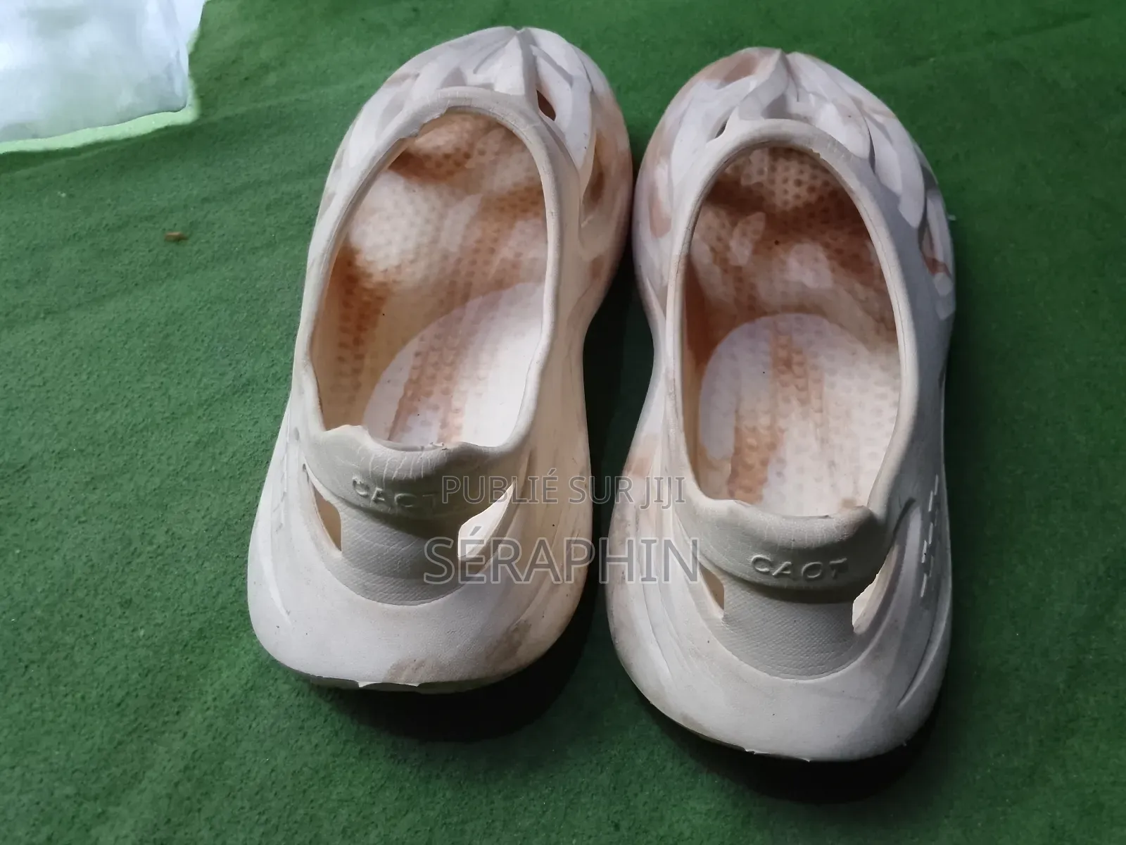 Sandales Très Pratiquable