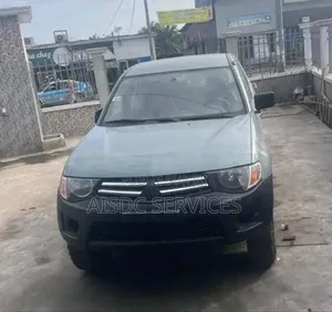 Mitsubishi L200 Double Cab 2.5 136hp 4WD 2008 Bleu