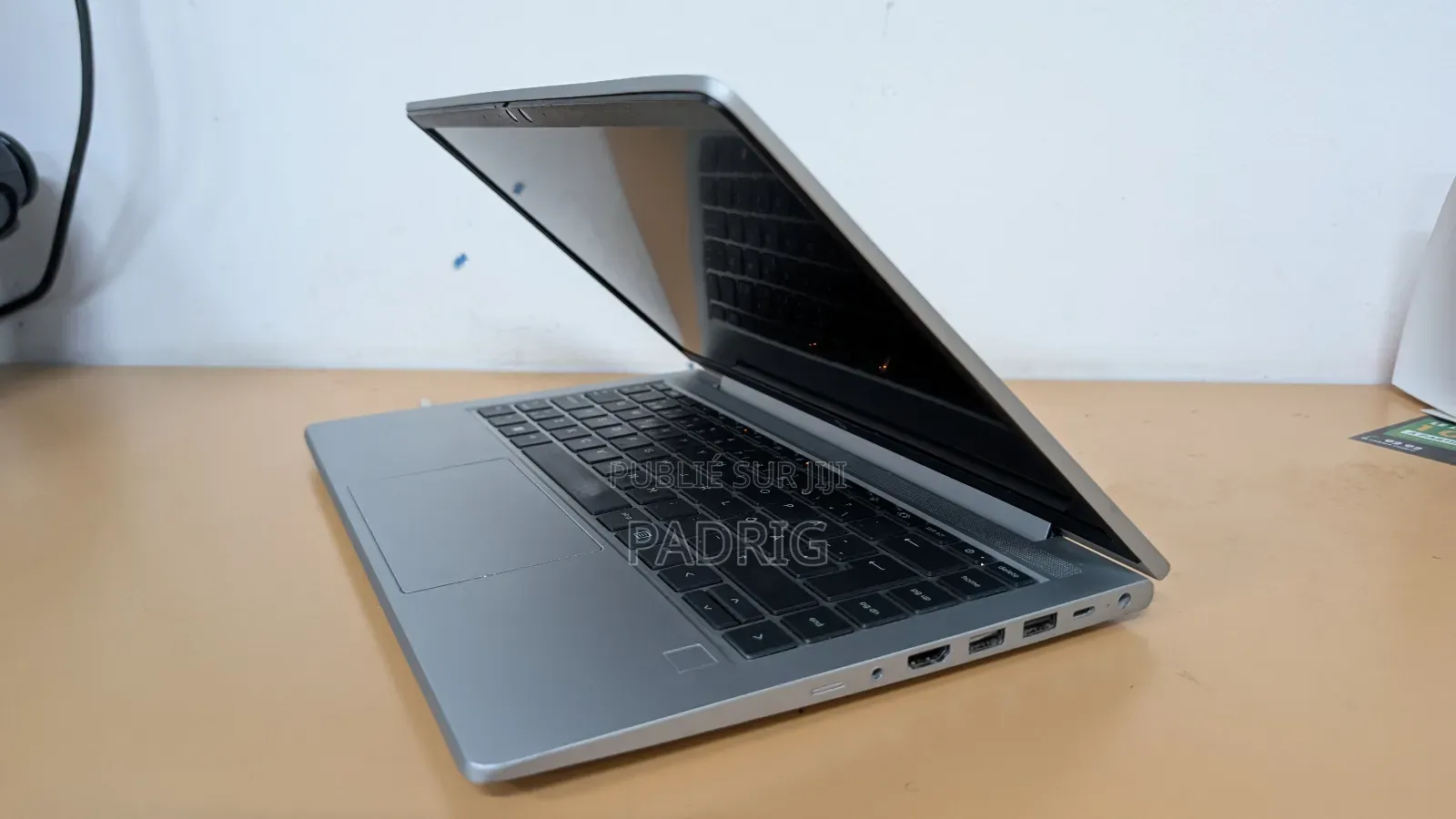 Ordinateur Portable HP ProBook 440 G8 8GB Intel Core I3 SSD 256GB