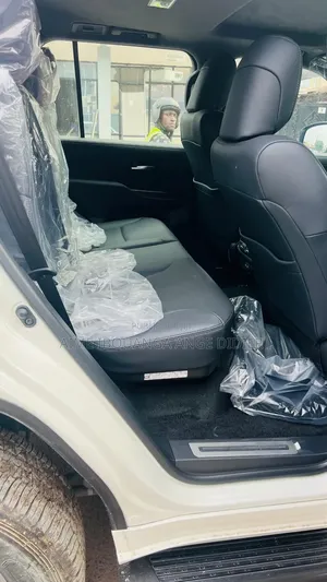 Nouveau Toyota Land Cruiser Prado 2025 Blanc