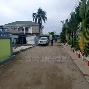 2chbre Maison dans Aisdc, Loandjili à Vendre