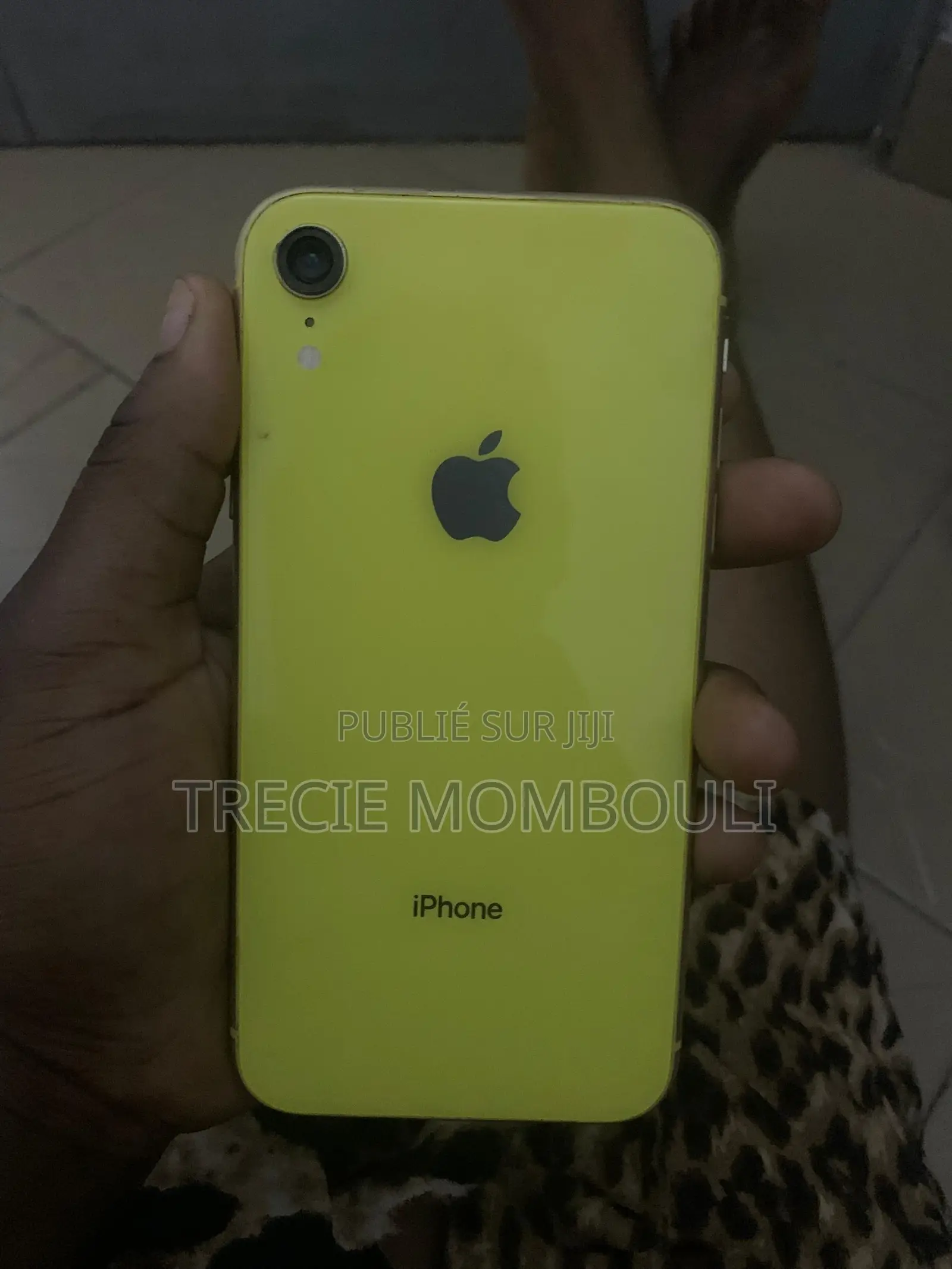 Nouveau Apple XR 64 GB Jaune