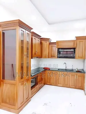 Menuiserie À Pointe Noire