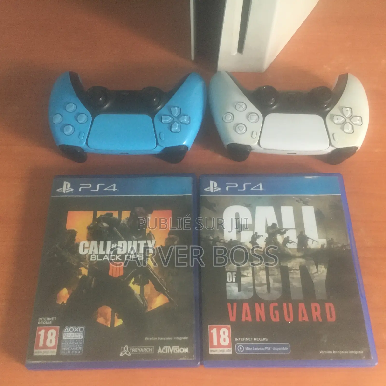 Ps5 À Vendre Avec 3 Cd Et Le Cd Fc25 Ps5 Inclus