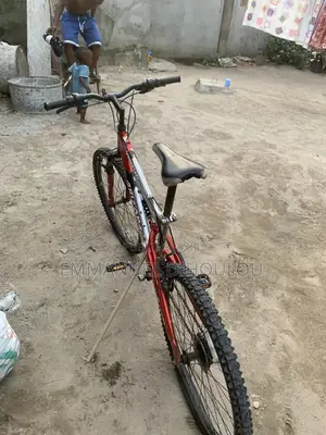 American Ironhorse Hachoir 2024 Rouge